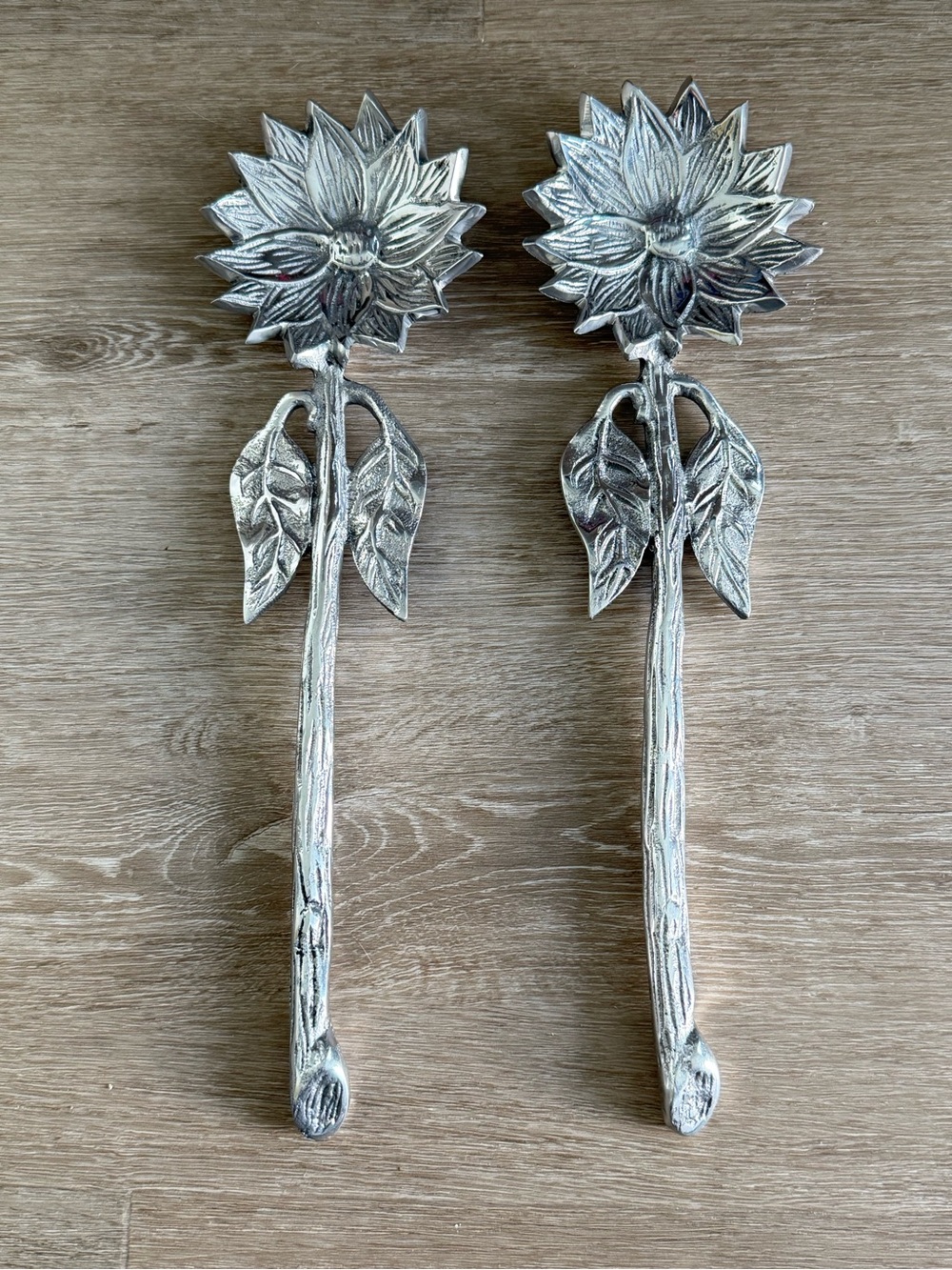 Vintage Twos Company Sunflower Salad Serving Spoons Utensils Bohemian Whimsical